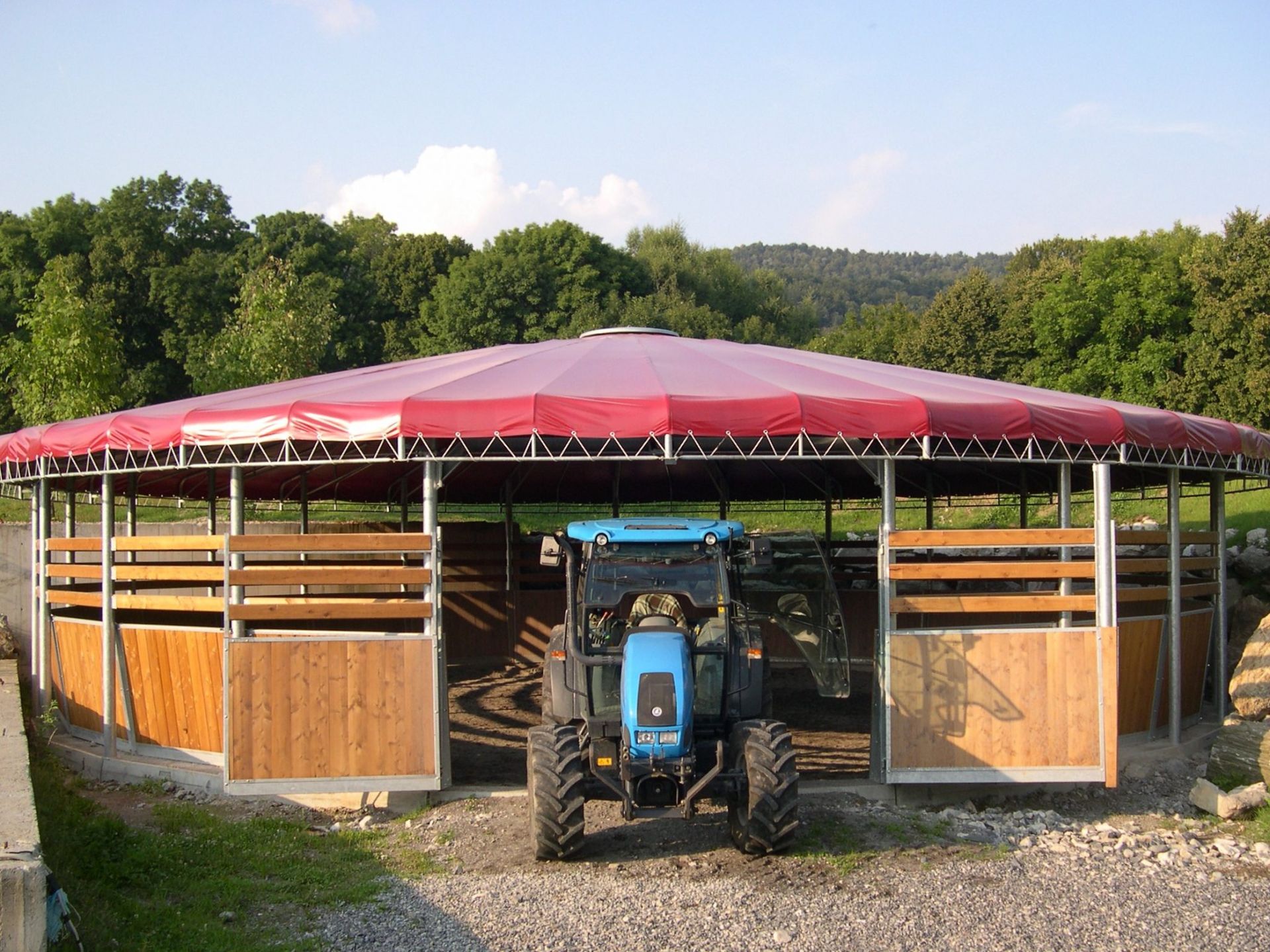 Ingresso doppio per passaggio mezzi