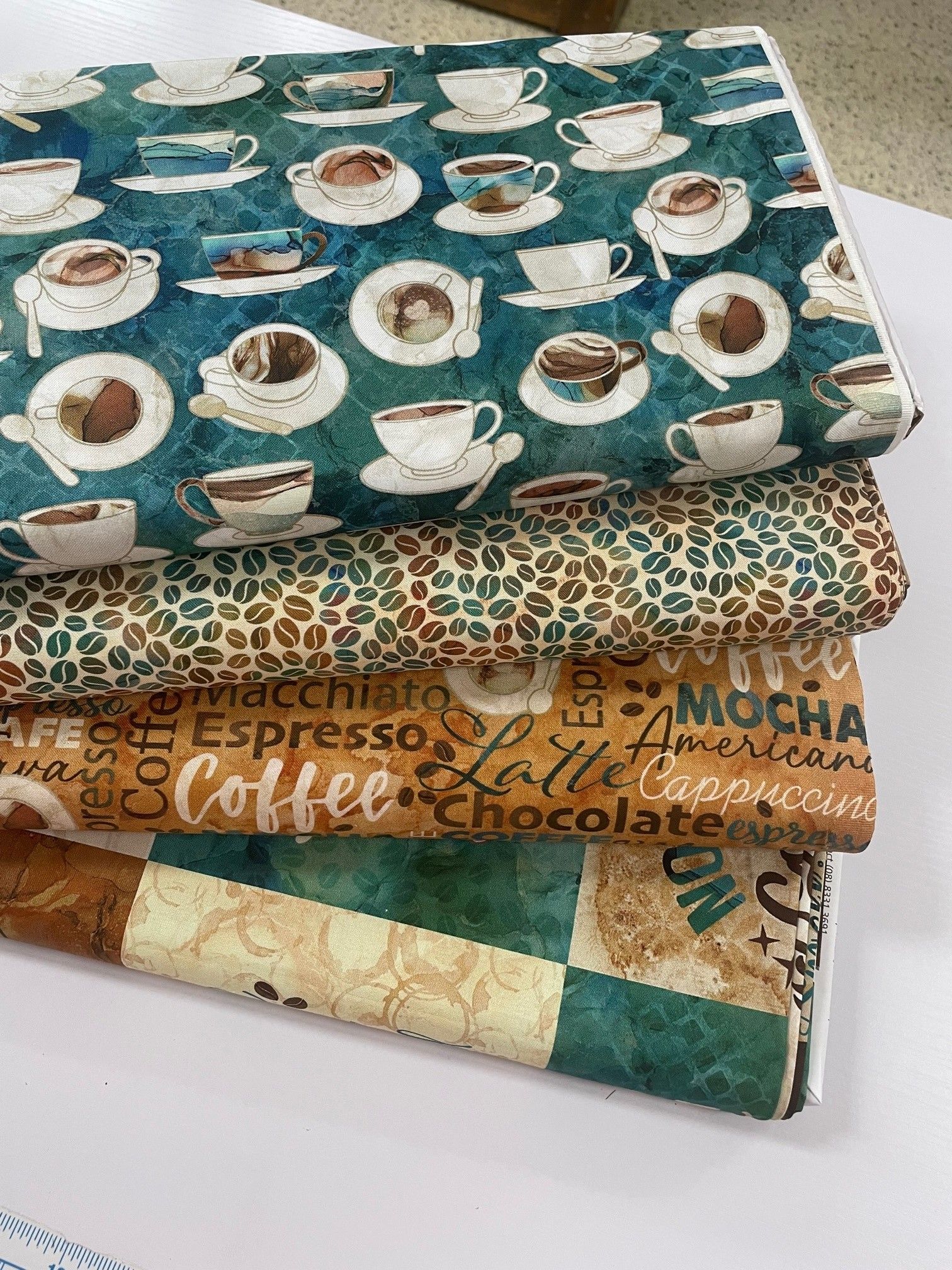 Stack of Coffee-themed FabricsLyn-Jelle Crafts — Patchwork & Quilting