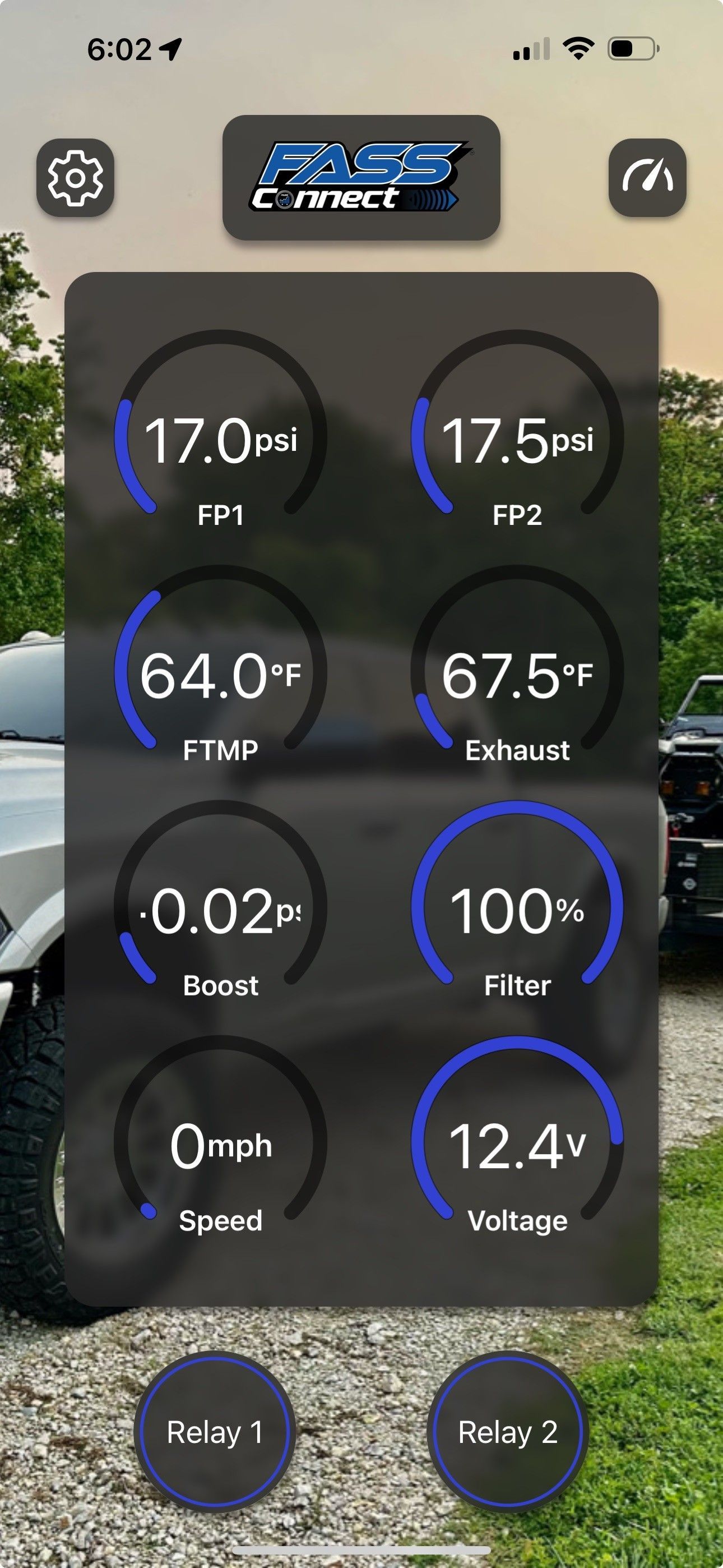 Dashboard showing car engine data: Fuel pressure (15.9/15.8 psi), Exhaust gas temperature (346°F), and Filter (100%).