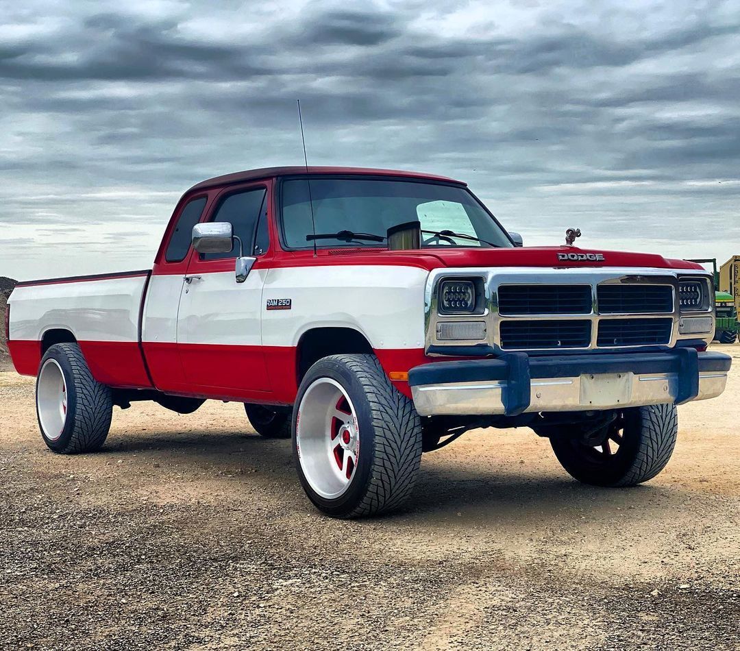 dodge d250 truck