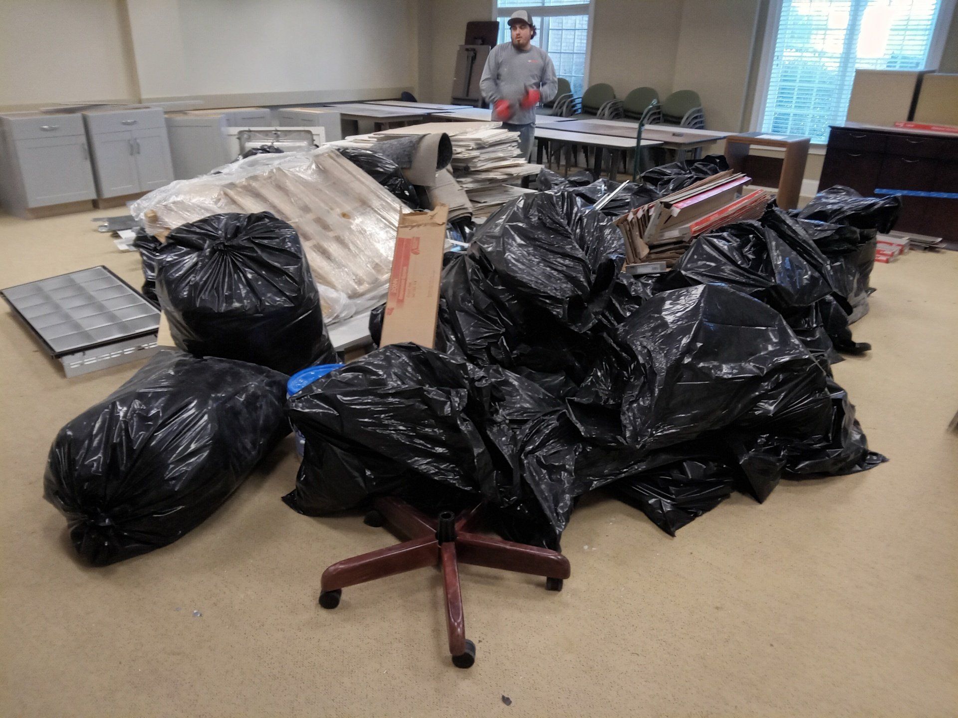 office full of junk, office cleanouts, best junk removal company near me, atlanta georgia, pinnacle removal services