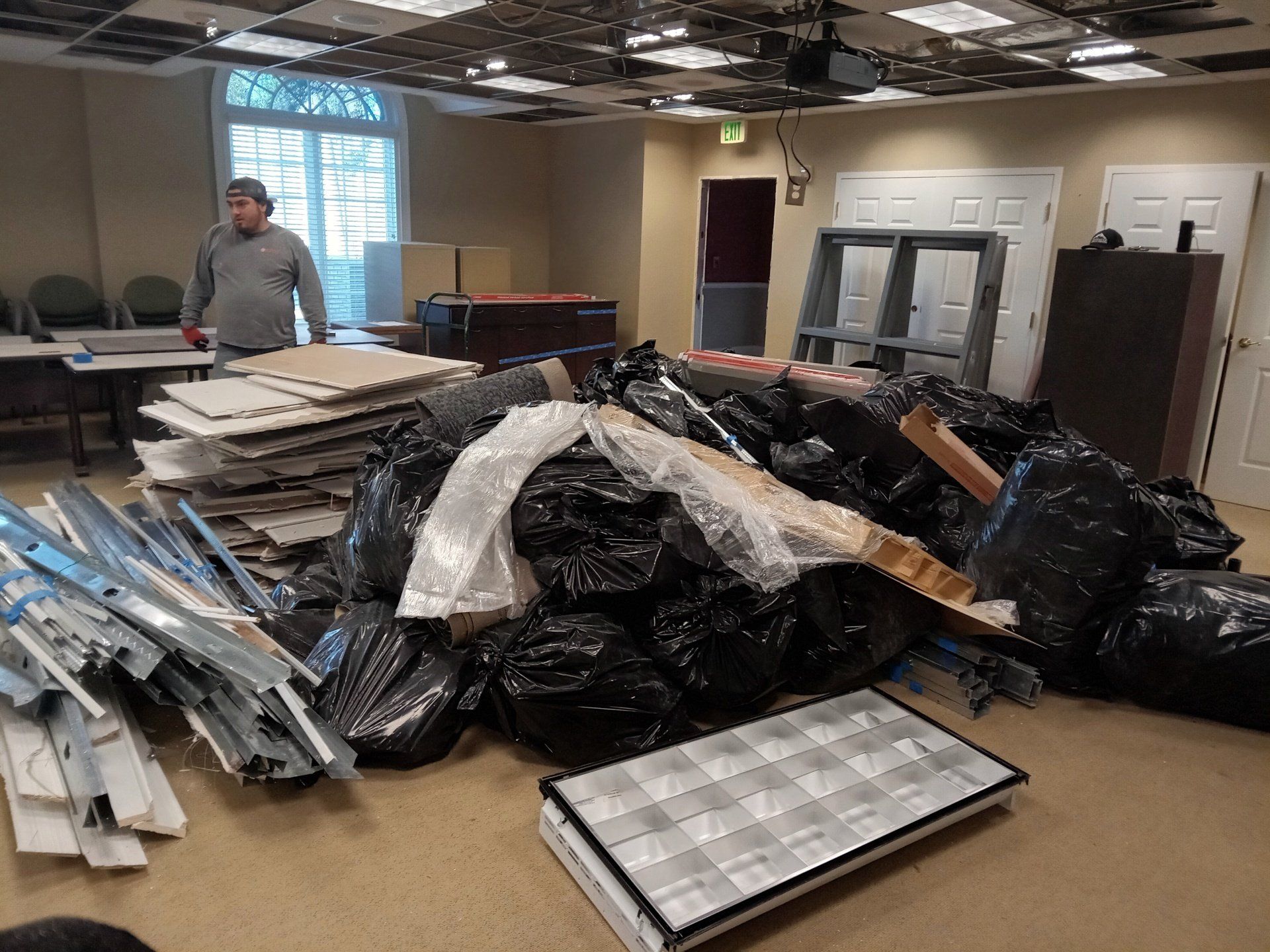 office full of junk, office cleanouts, best junk removal company near me, atlanta georgia, pinnacle removal services