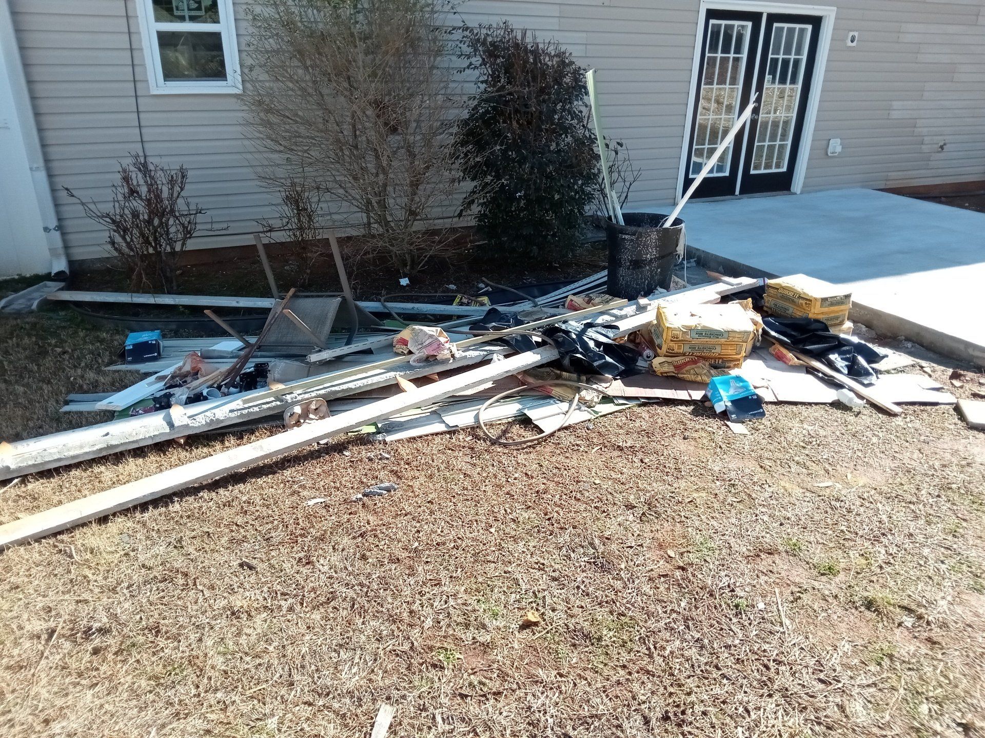 construction debris removal, property cleanup, best junk removal services near me, atlanta georgia, pinnacle removal services