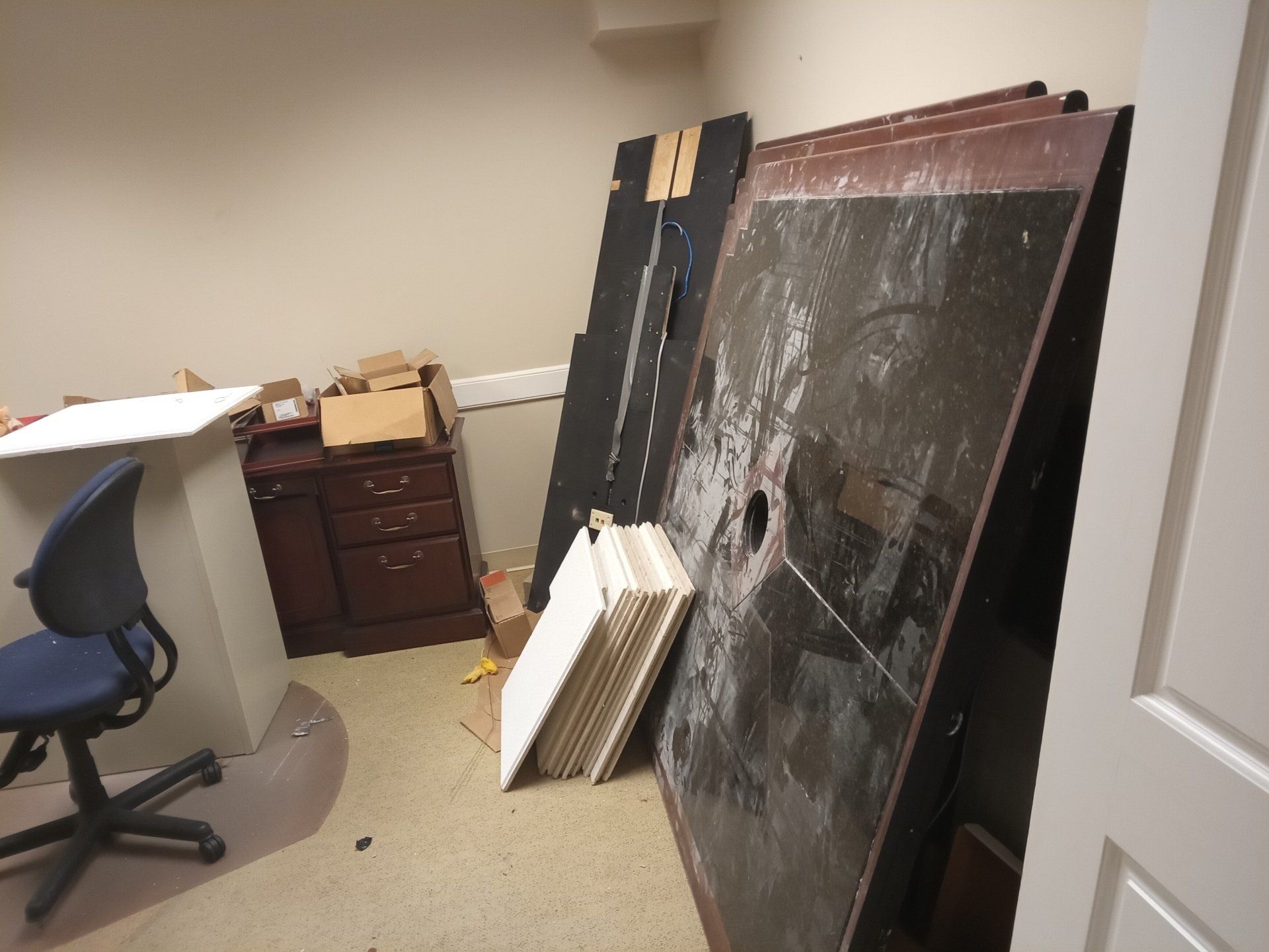office cleanout, best junk removal services near me, atlanta georgia, pinnacle removal services