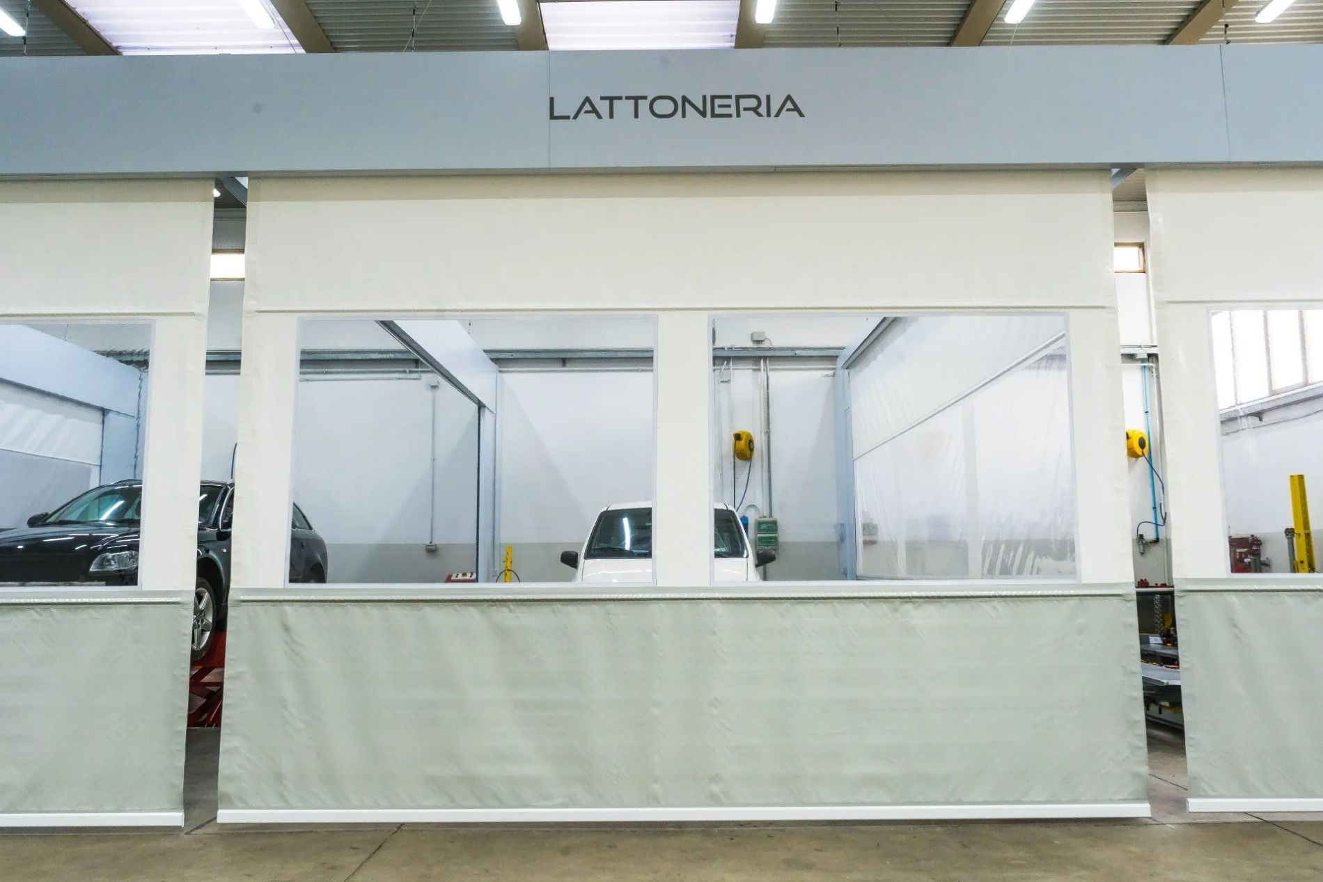 area rimontaggio di un'autocarrozzeria