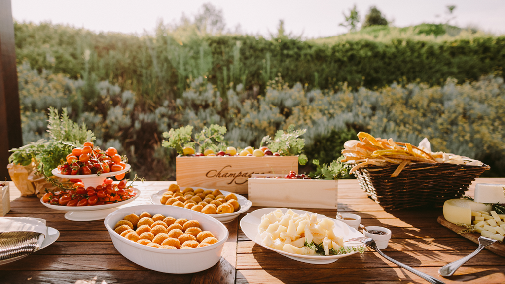 For Your Next Outdoor Catering Party in Mid-Missouri, Call Argyle Catering for Gourmet Entrees!