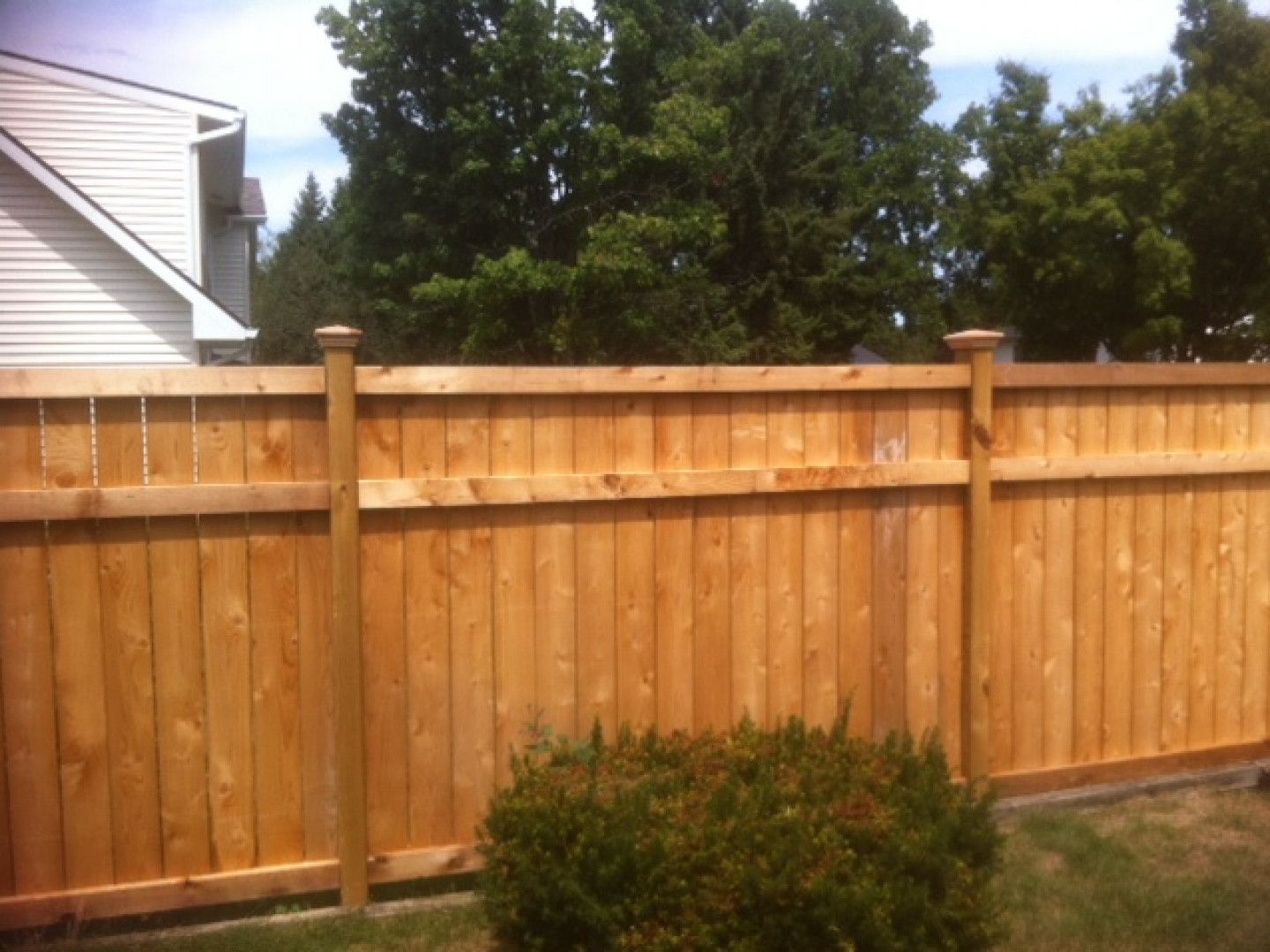 Residential Fencing Kalamazoo & Three Rivers, MI The Wright Fence LLC
