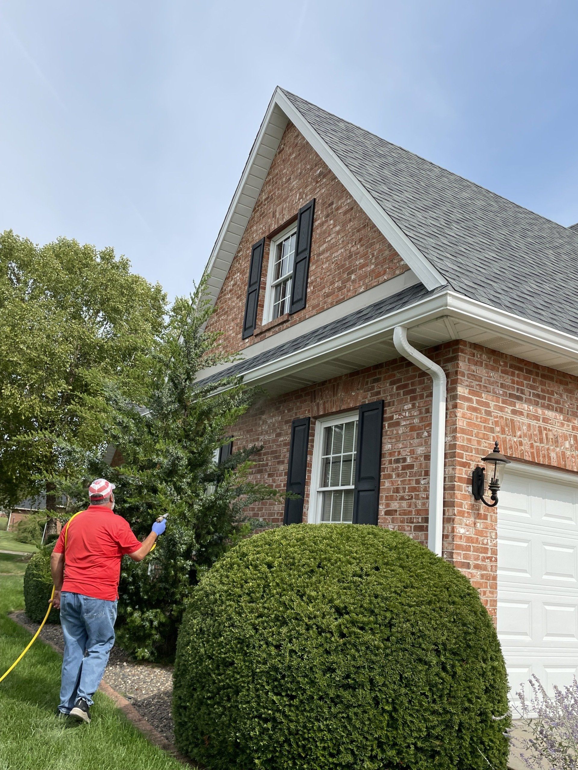 Pest control service — Jefferson City, MO — Art’s Pest Control