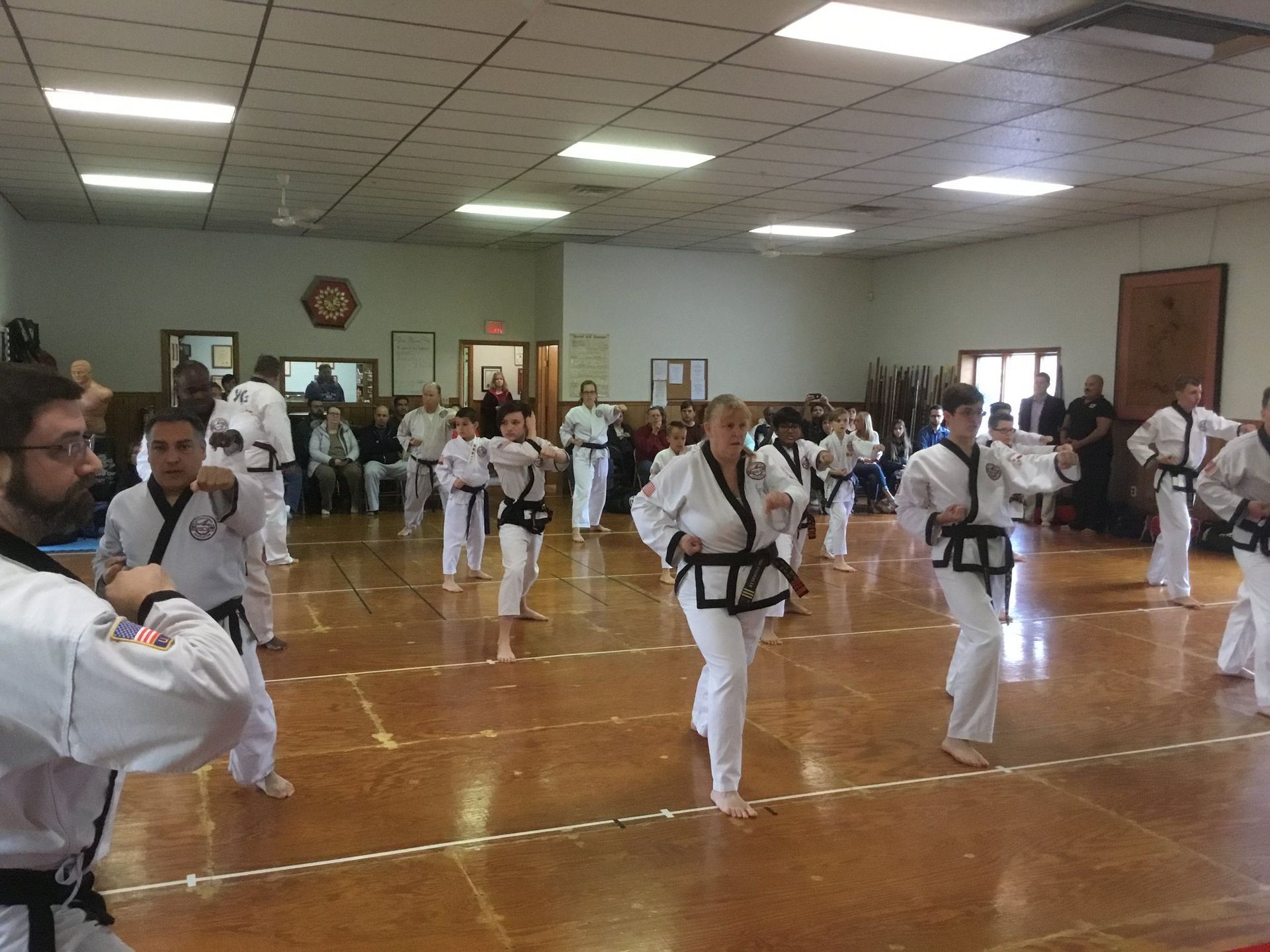 The word placeholder is on a gray background.