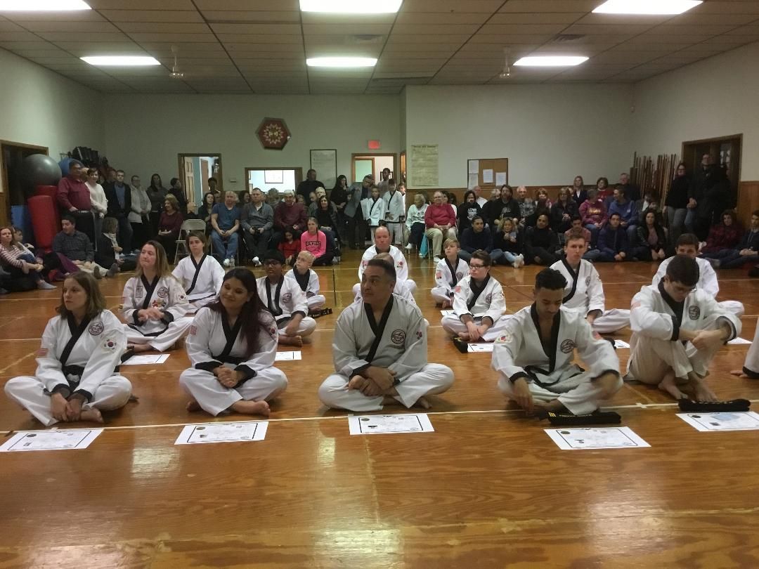 The word placeholder is on a gray background.