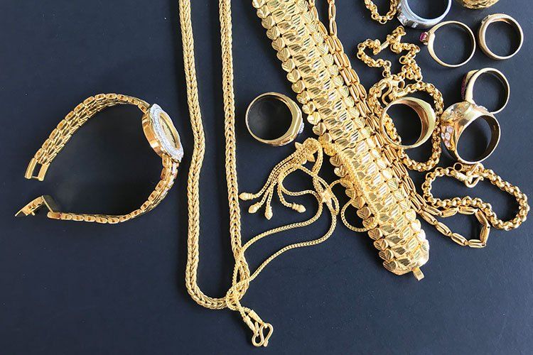 Gold Jewelries — Jackson, TN — Affordable Jewelry & Pawn Shop