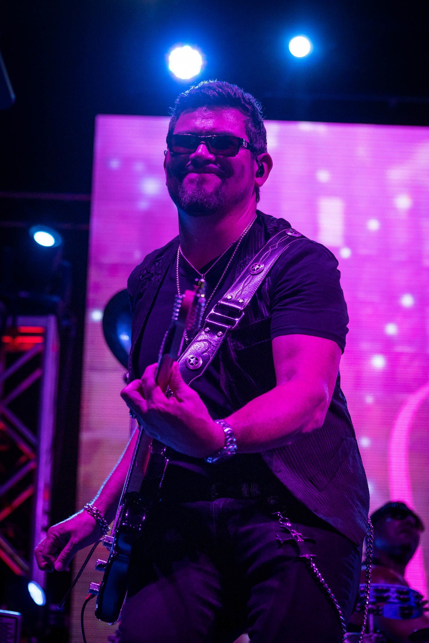 selena tribute band 82