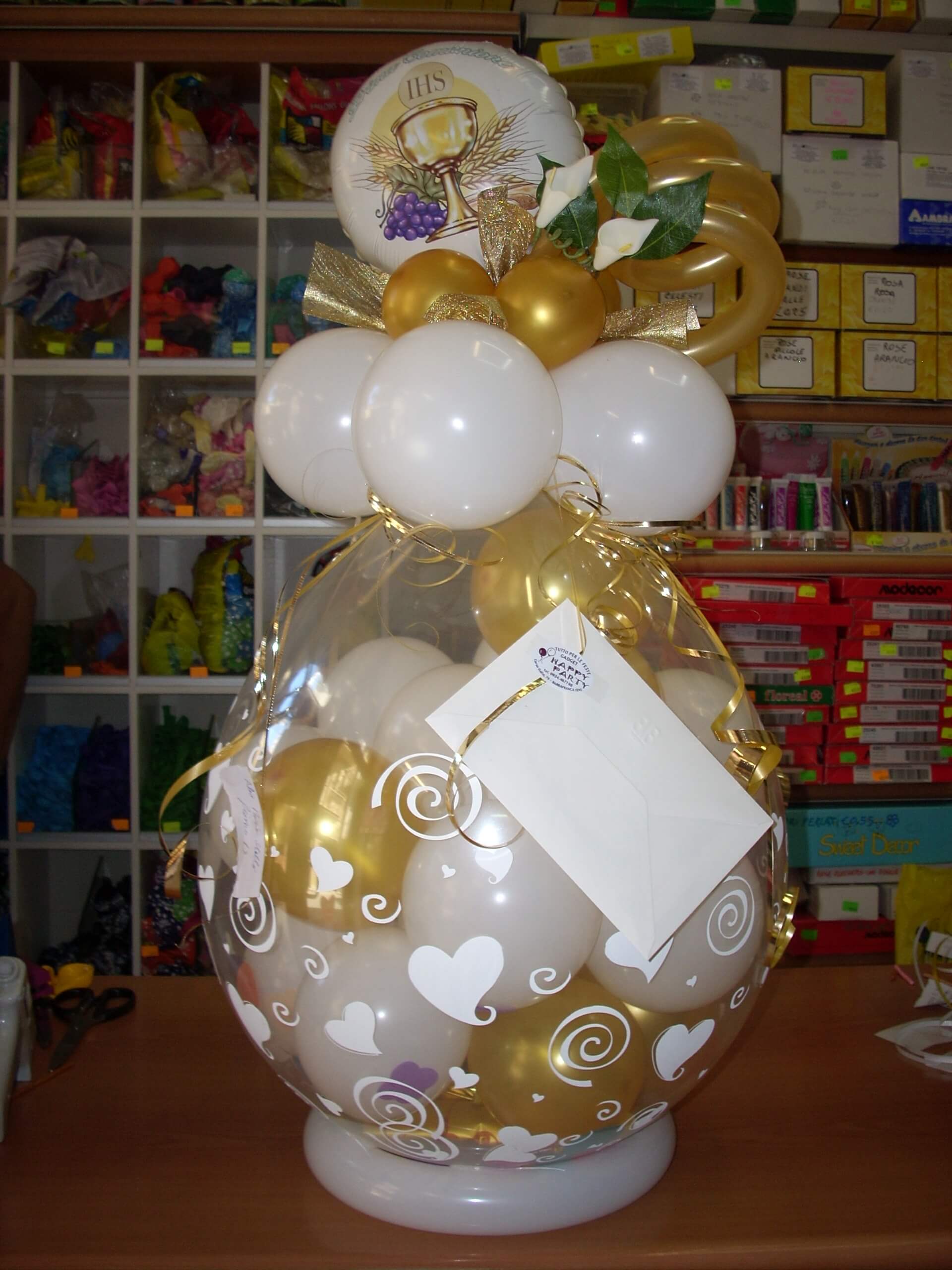 torta di palloncini colorati