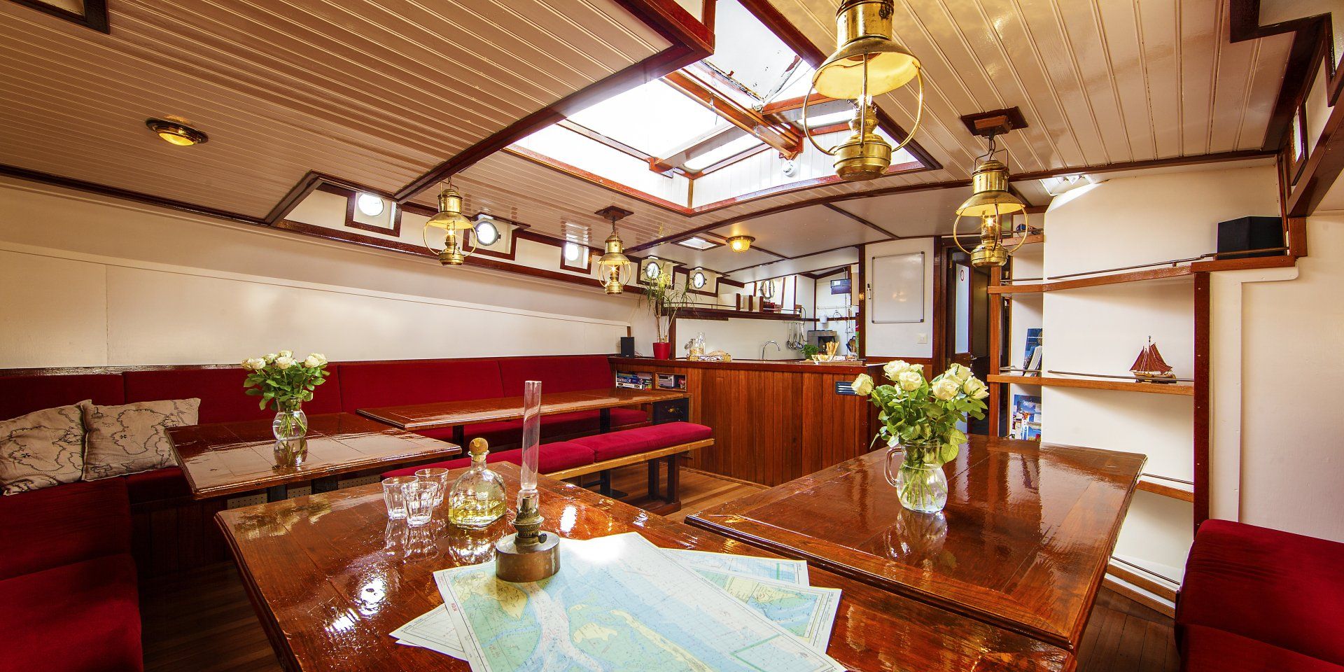 lounge zeilschip Lauwerszee