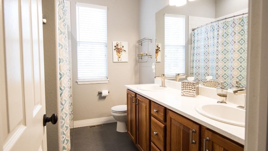 Considerations for Window Treatments in Bathrooms