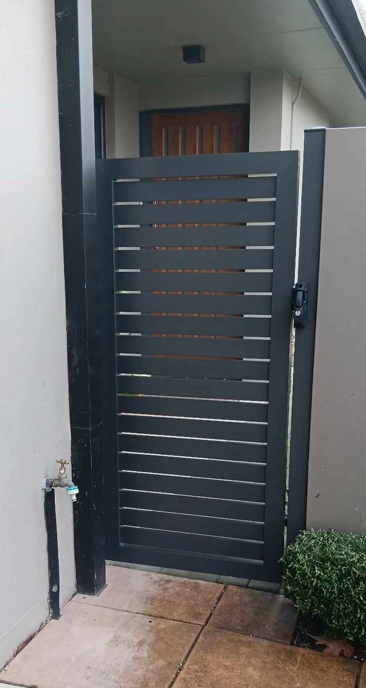 Gates in Canberra – GLAMASCREEN