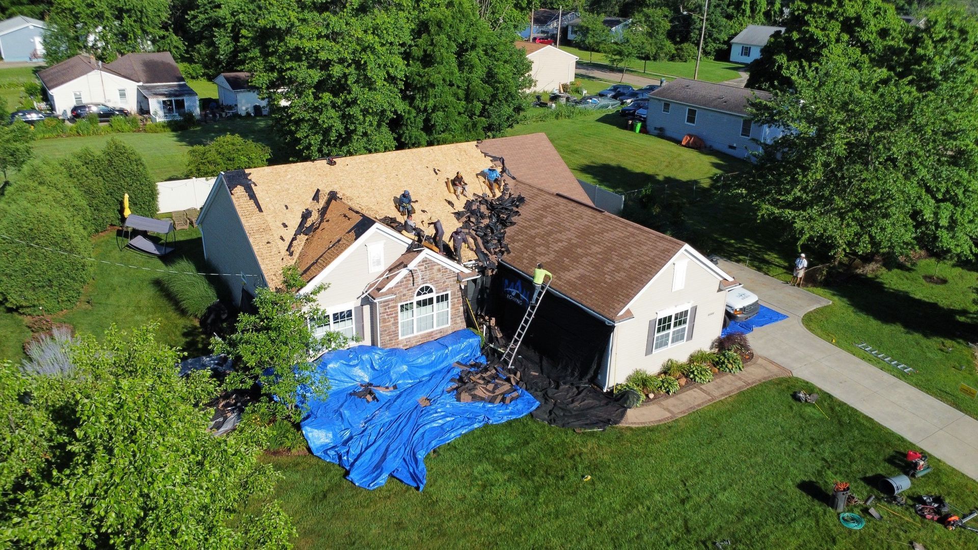 House Repair — Cleveland, OH — Iman Roofing House Repair — Cleveland, OH — Iman Roofing