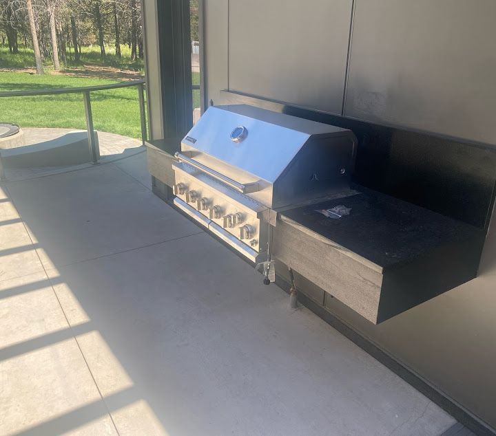 Outdoor kitchen — Central and Eastern Oregon — Divine Countertops