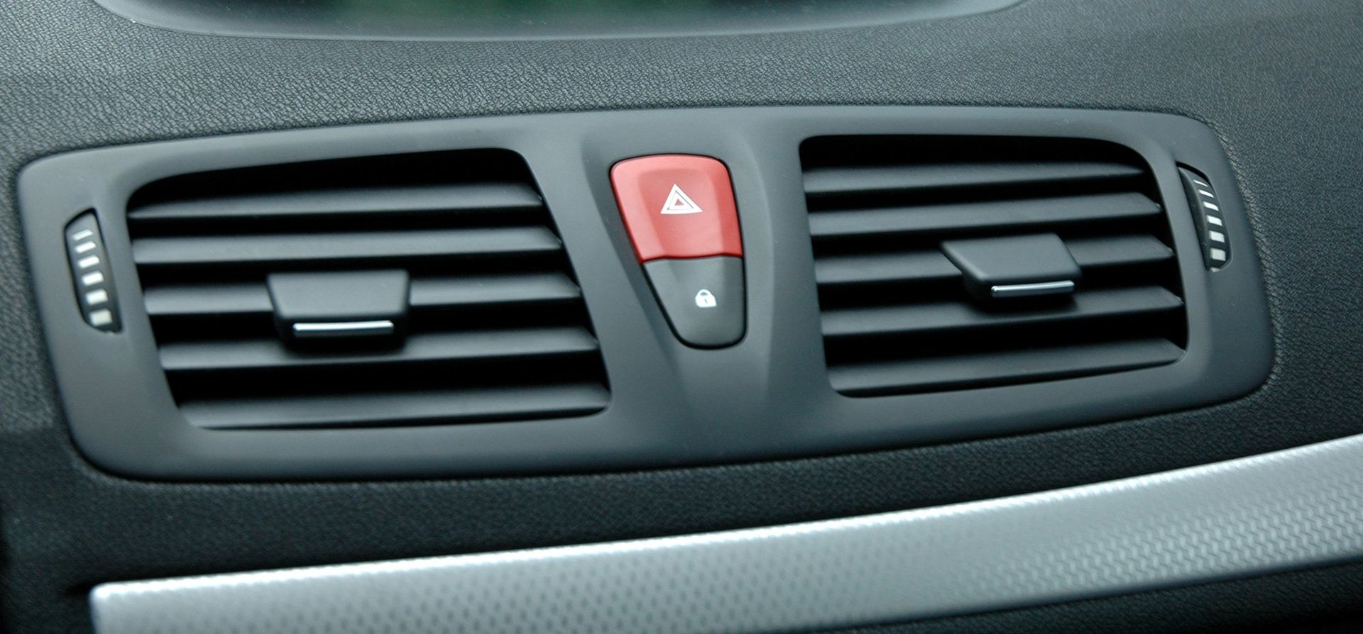 Vehicle AC vent