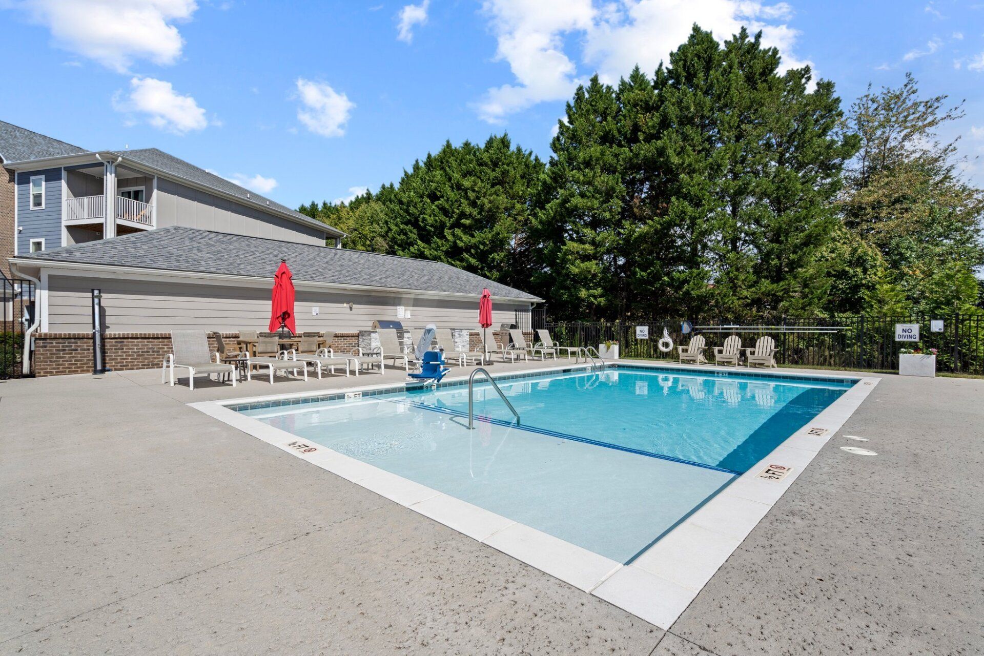 Hawks Landing Apartments