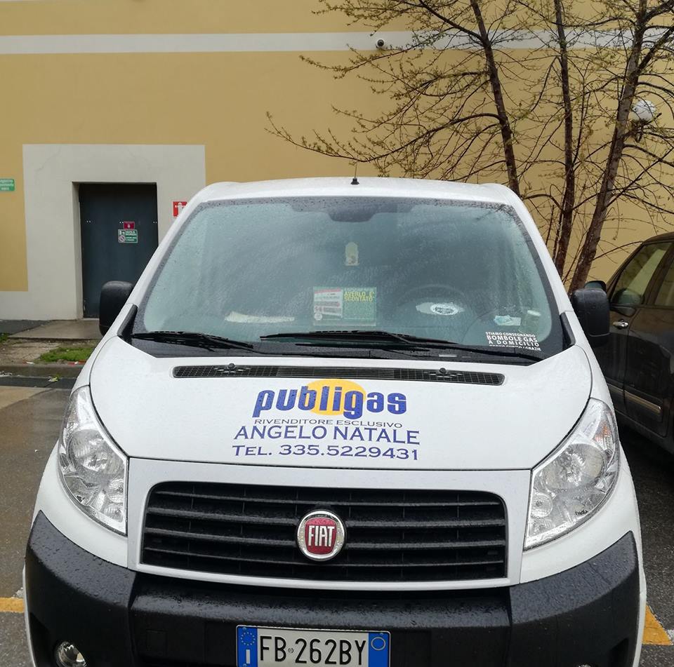 furgone per consegne bombole