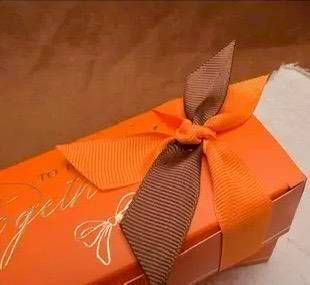 3bosswu小商品｜愛馬橘包裝盒｜包禮品包裝盒｜婚慶喜糖盒｜禮品紙盒 ｜試用品行銷包裝｜10個1組$160(紙盒+緞帶)