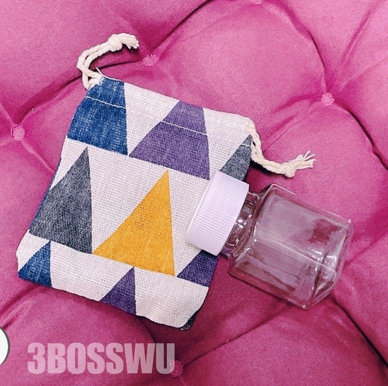 #8825 麻布料束口袋|包裝袋|禮物袋可容納尺寸:9x9cm  10個1組  100元