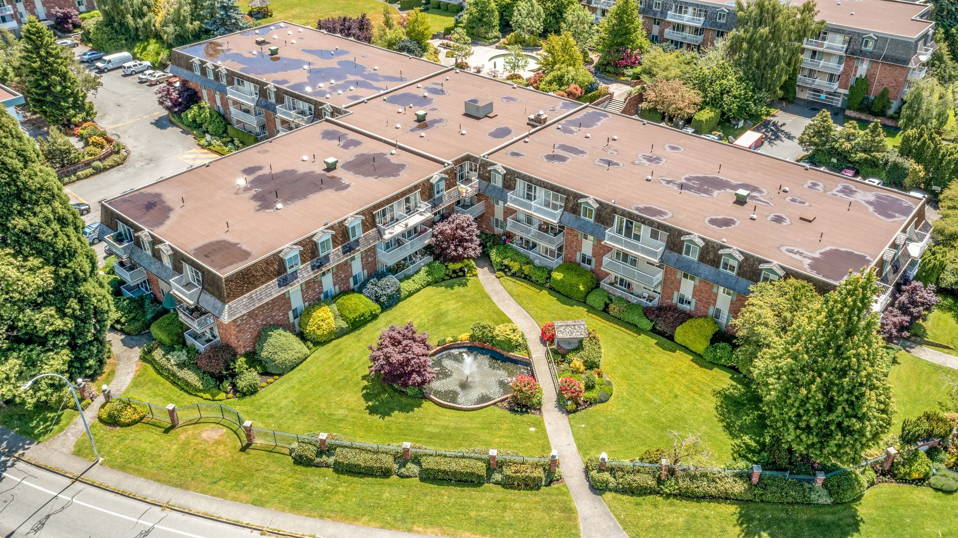 Fraser Tolmie Apartments Gallery