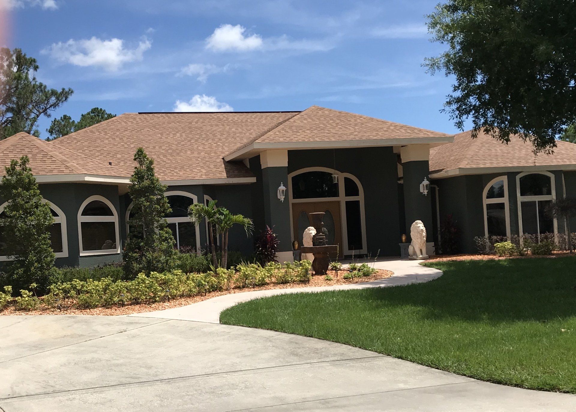 Front porch view of a house - Sebring, FL - Robert E White II Inc