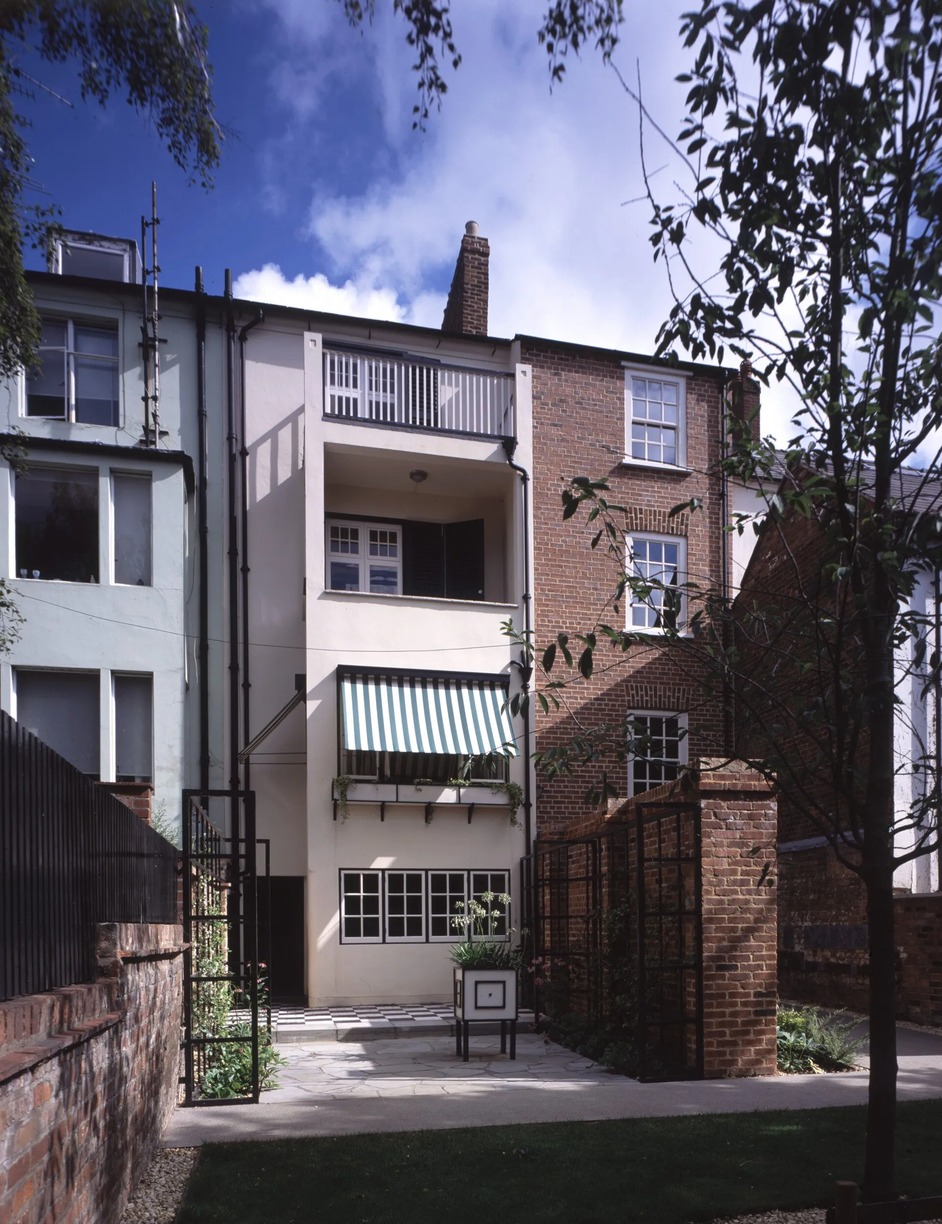 78 Derngate, Northampton, architect Charles Rennie Mackintosh