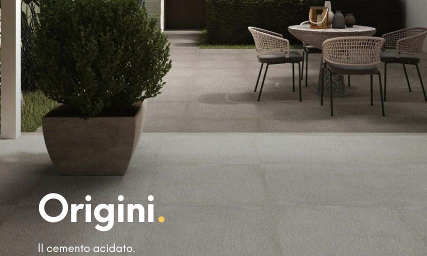 Non sono più solo i locali commerciali ad accogliere benevolmente il cemento ma anche gli ambienti interni, sconvolgendo i cardini di stile e design ai quali siamo stati abituati fino ad ora, dove lo stile classico si unisce al moderno e al rustico, creando contrasti molto apprezzati. Il progetto Origini propone una nuova frontiera della sperimentazione: il cemento acidato