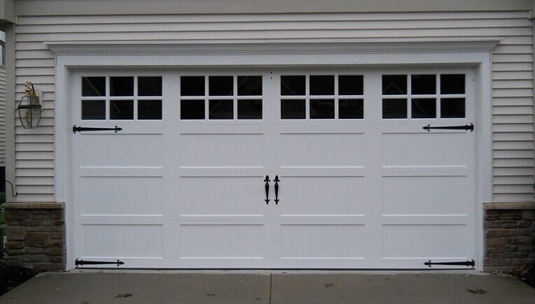 one door white garage — garage doors in Florence, NJ