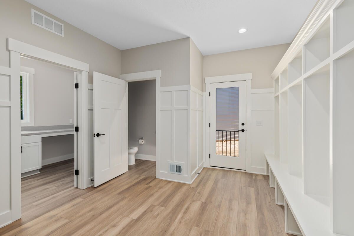 4372 Cloverleaf Court SE Lot 2, Kentwood, 49546 - walk-in closet