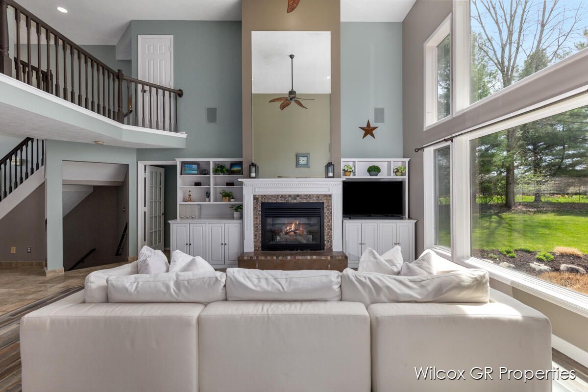 401 Grand Valley Court NE, Ada, Michigan 49301