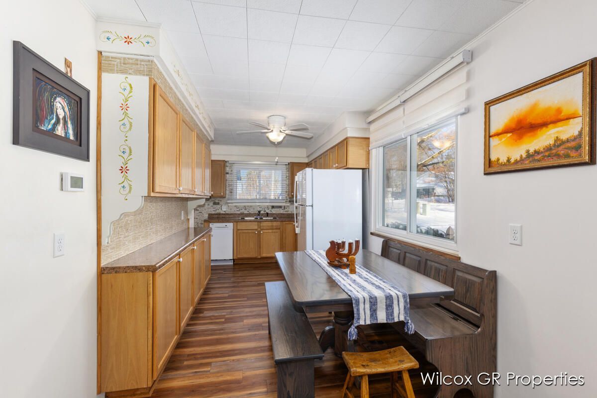 7519 9th Street #311, Canadian Lakes, Michigan 49346