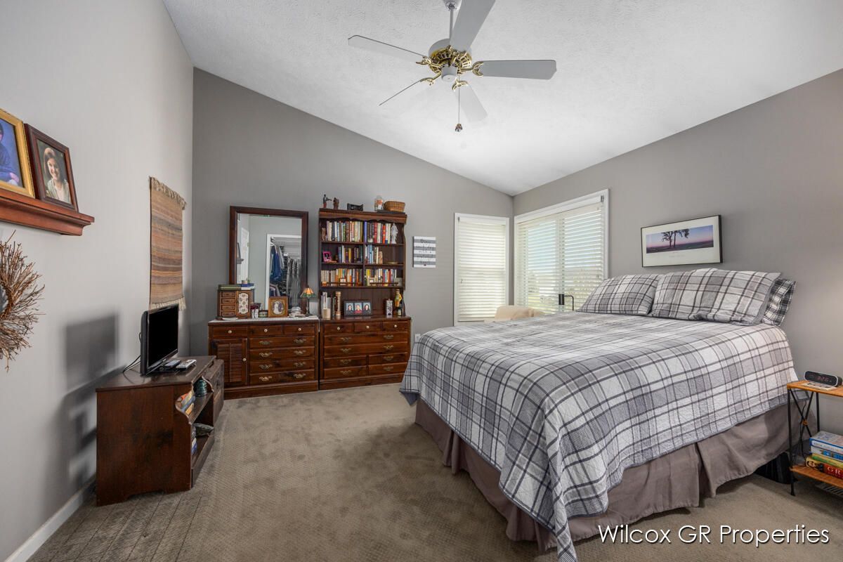 7915 Thornapple Club Drive SE, Ada, Michigan 49301