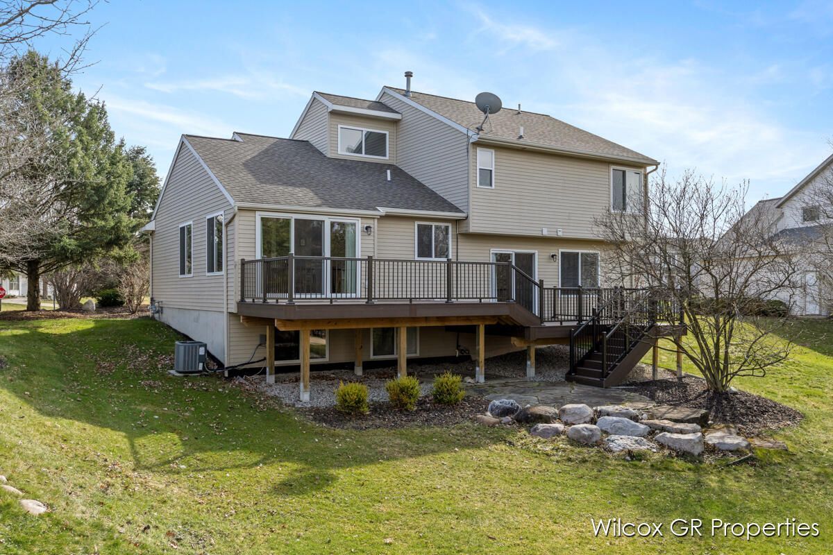 7915 Thornapple Club Drive SE, Ada, Michigan 49301