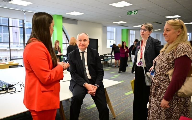 Growth and scaling support