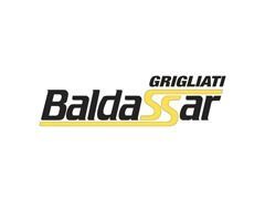 Logo per BaldaSSar, un'azienda di grigliate, con testo in nero e oro.
