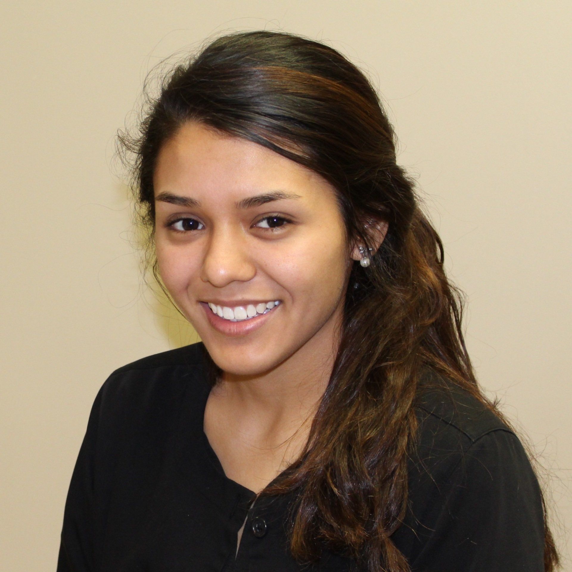 About Our Dentist and Dental Team Near Nicholasville & Lexington, Kentucky  (KY) like Assistant Carina