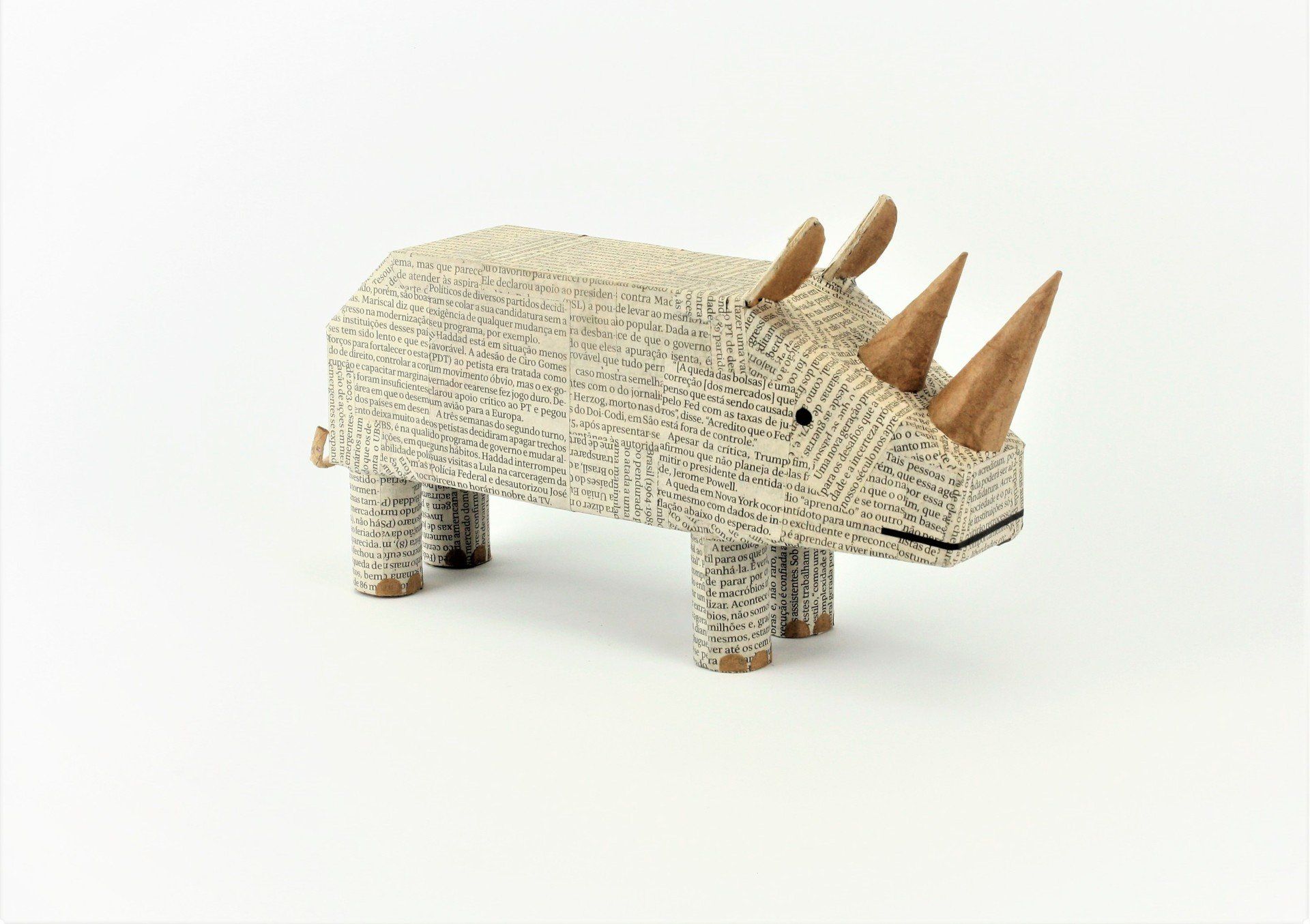 rinoceronte jornal cartão bichos reciclados edgard bittencourt natureza maluca