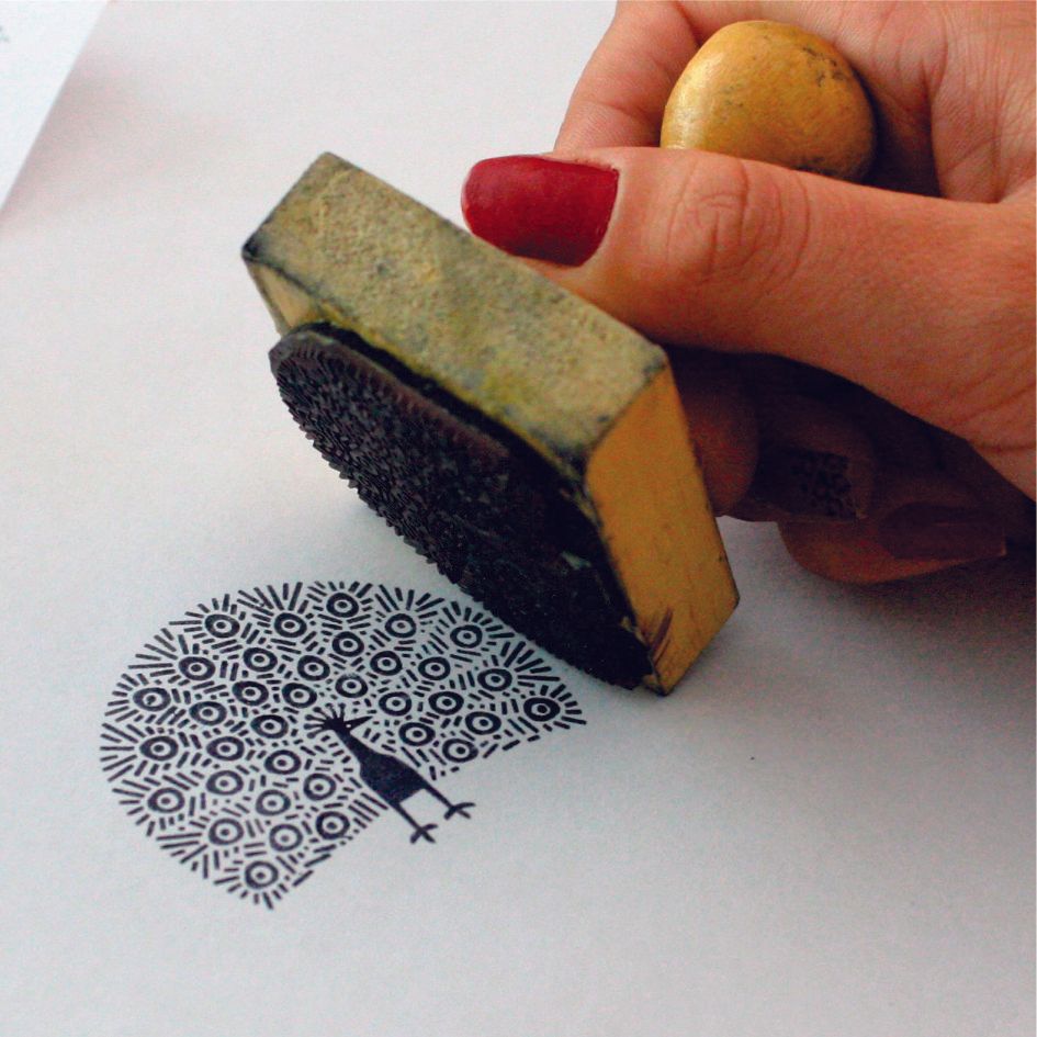 carimbo pavão edgard bittencourt natureza maluca