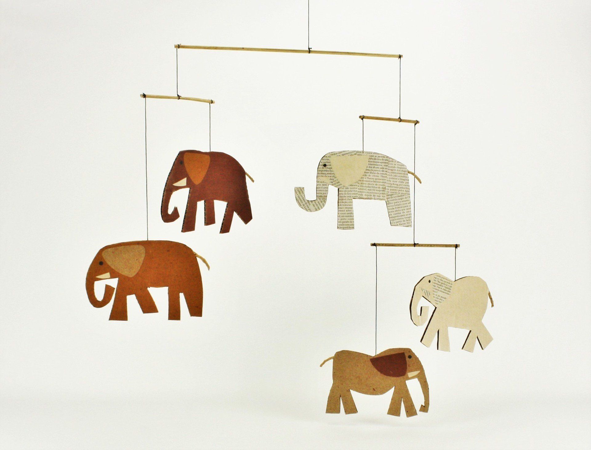 móbile bichos reciclados cartão papelão elefantes áfrica edgard bittencourt natureza maluca