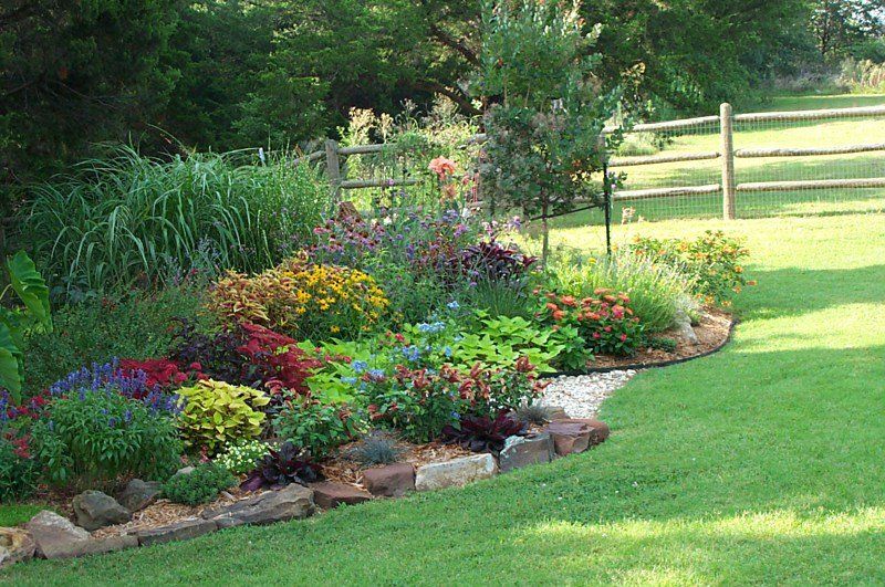 Maintaining Your Lawn Stillwater, OK Prairie's Edge Landscaping
