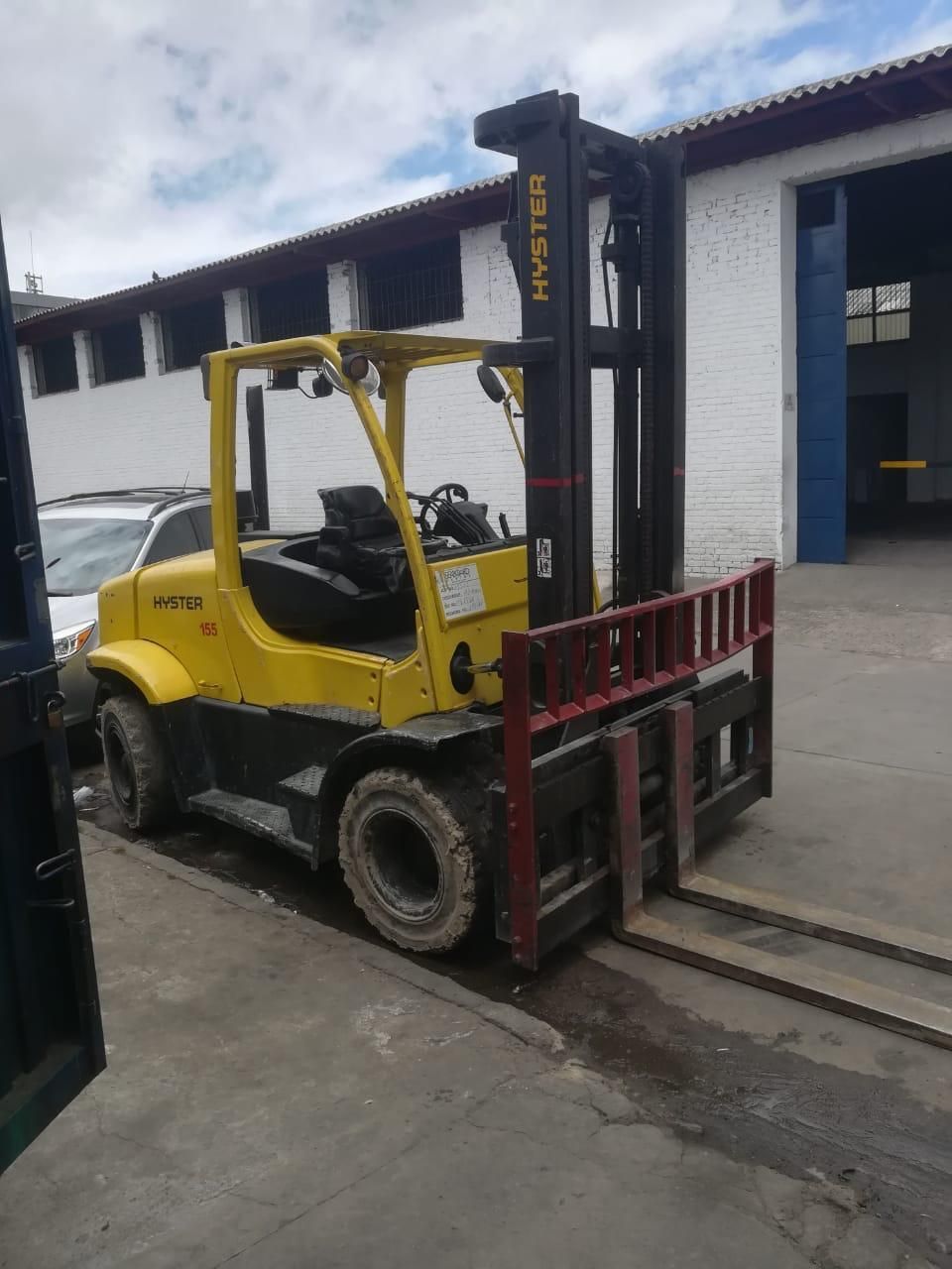 montacarga paneles solares