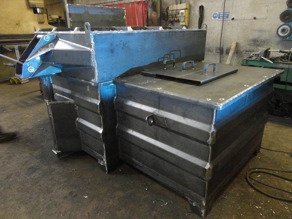 CONTENITORI METALLICI FOTO 1