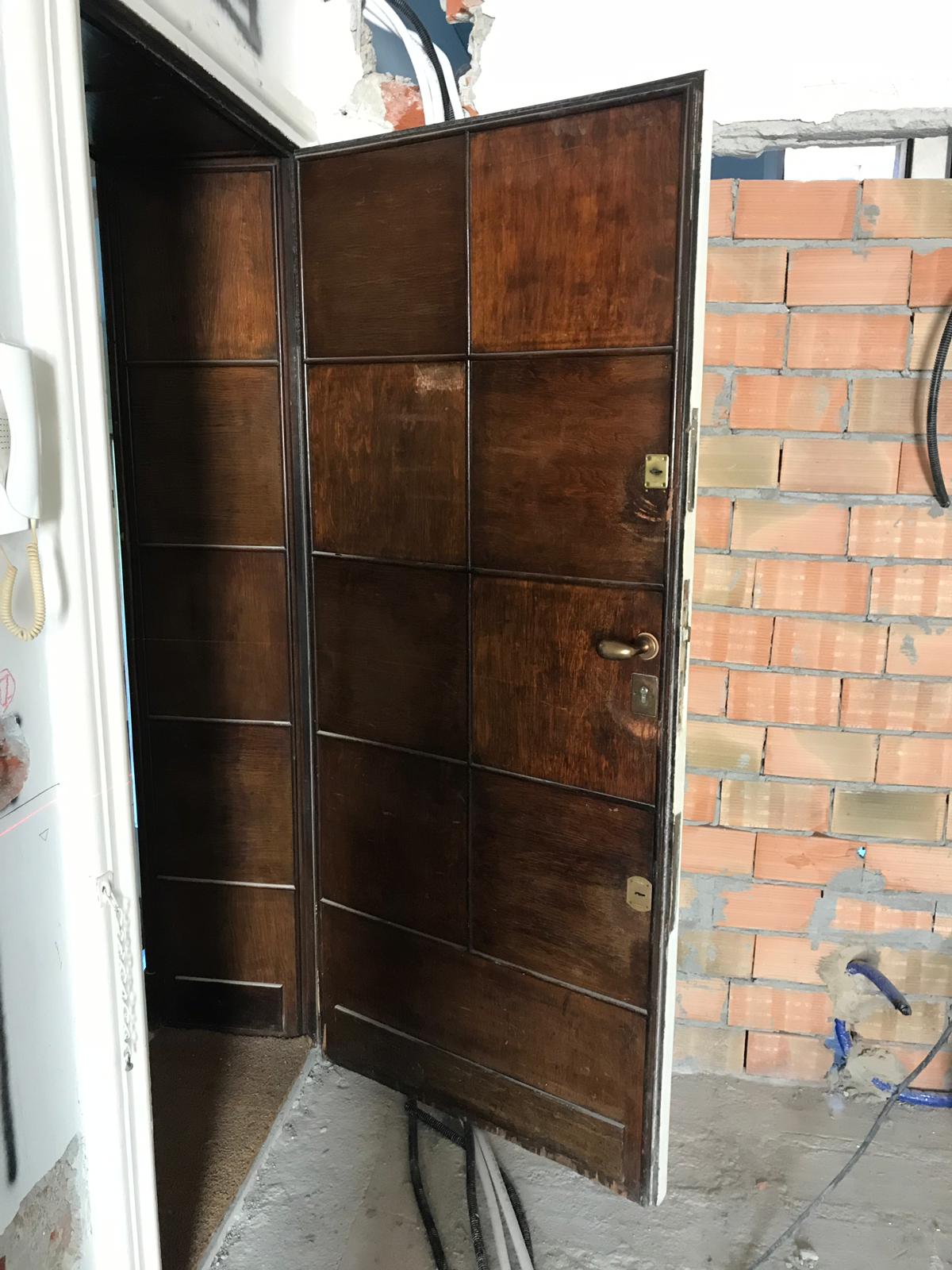 apertura porta blindata