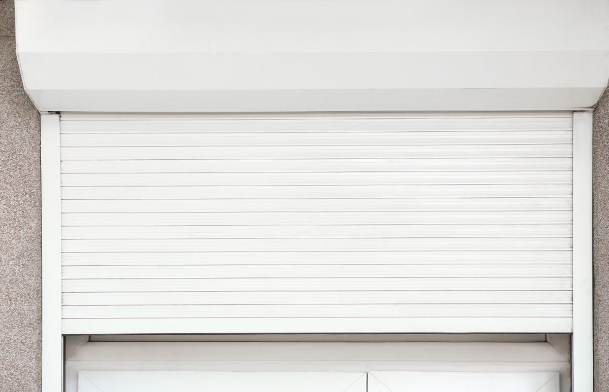 tapparelle automatizzate moderne bianche