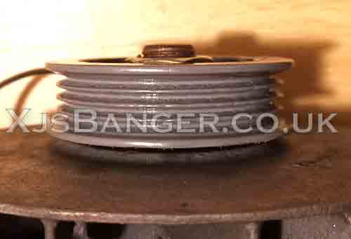 Jaguar XJS alternator pulley painted and assembled