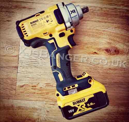 Dewalt electric impact wrench with battery